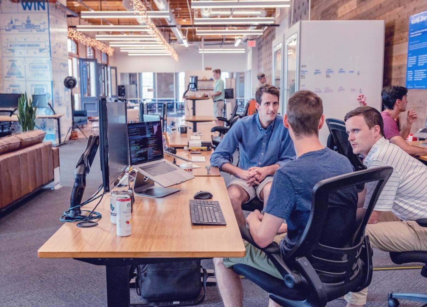 Strukturierte Inhaltsplanung und Curriculum-Entwicklung für effektive Finanzbildung bei Krystovent